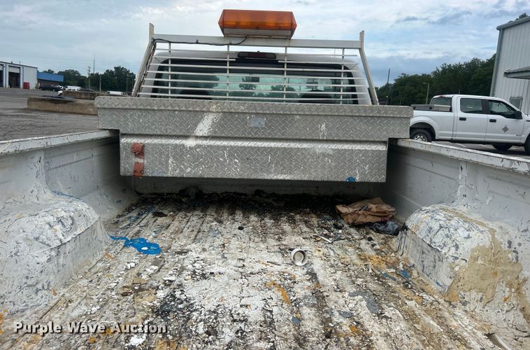 image for item DO6570 1996 Ford F150 pickup truck