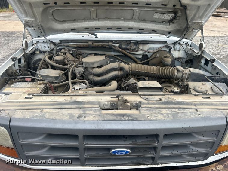 image for item DO6570 1996 Ford F150 pickup truck