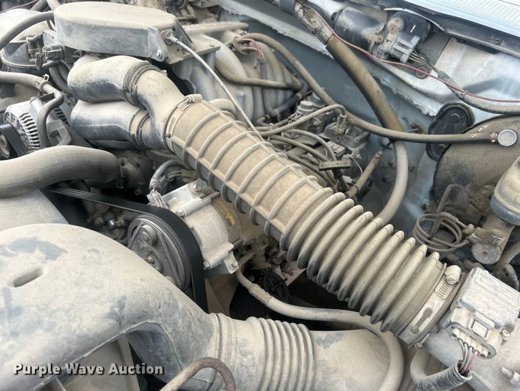 image for item DO6570 1996 Ford F150 pickup truck