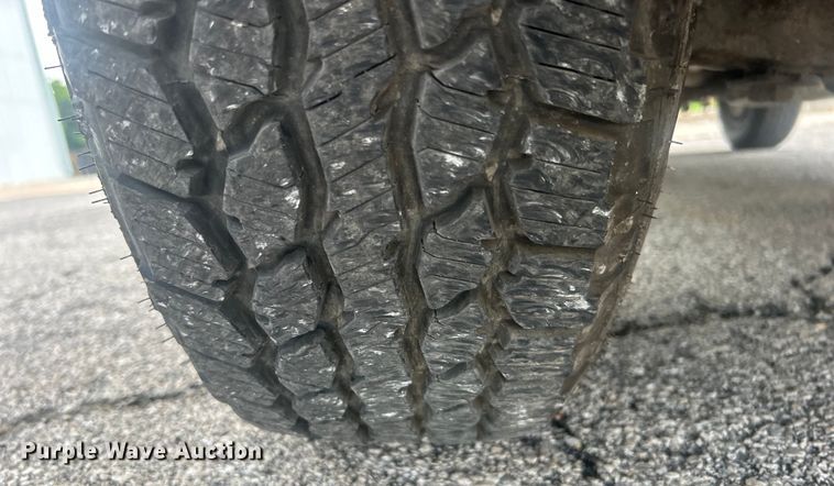 image for item DO6570 1996 Ford F150 pickup truck