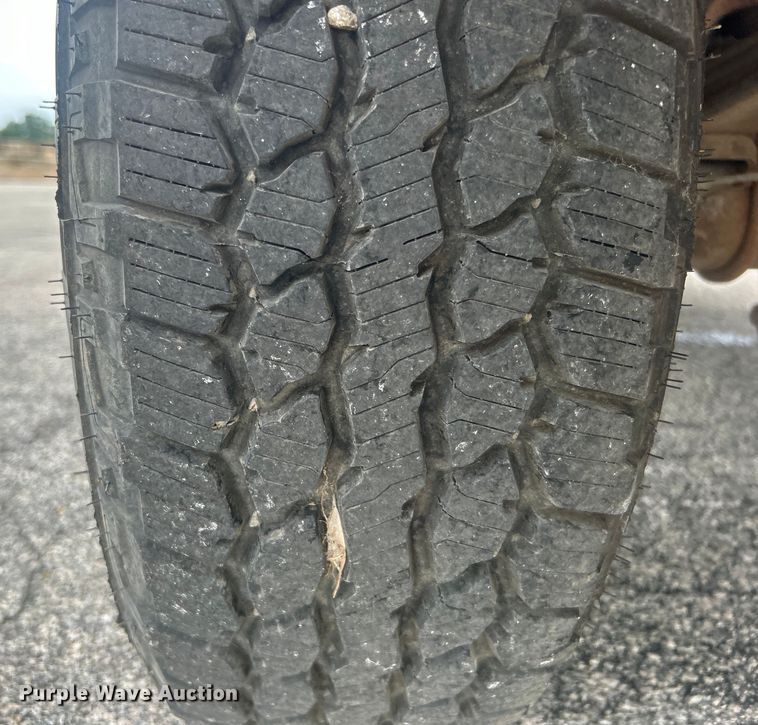 image for item DO6570 1996 Ford F150 pickup truck