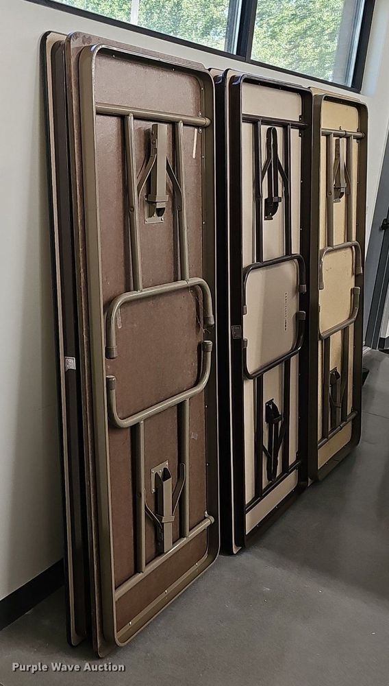 image for item DP0953 (18) tables