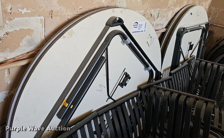 image for item DP0957 (9) tables