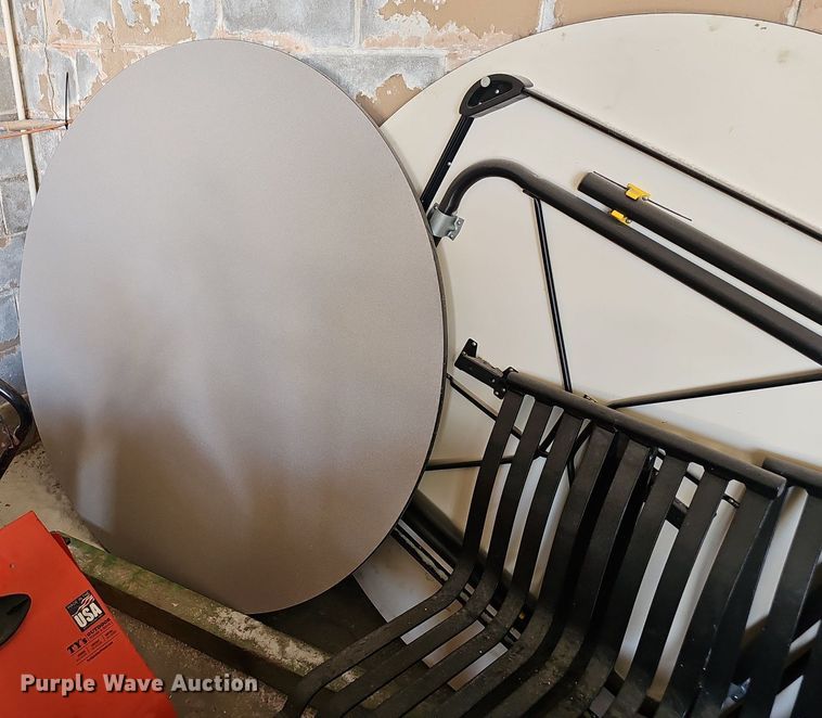 image for item DP0957 (9) tables