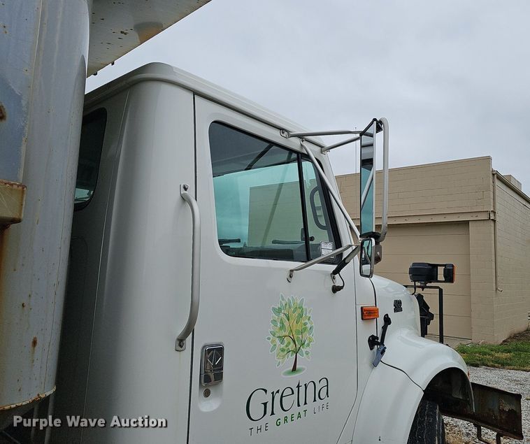 image for item DP0958 2000 International 4700 dump truck