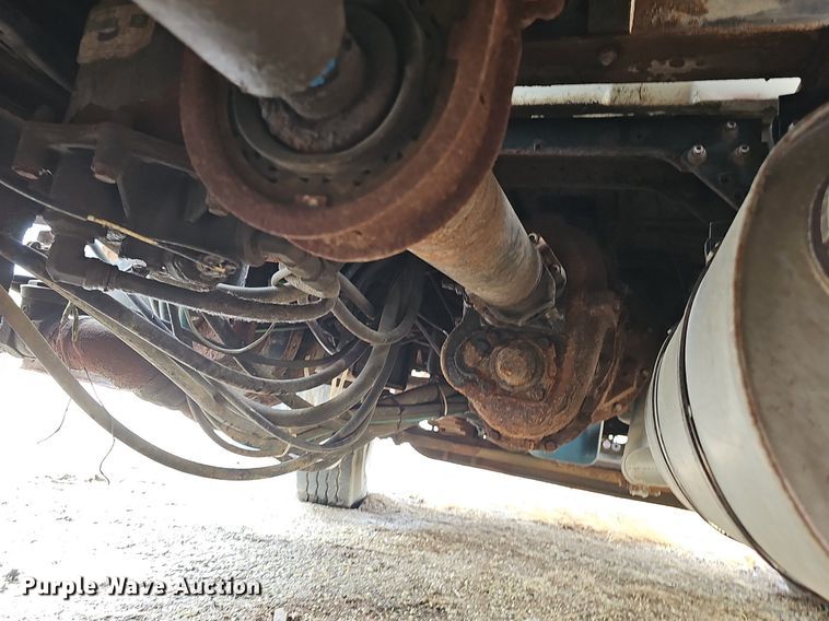 image for item DP0958 2000 International 4700 dump truck