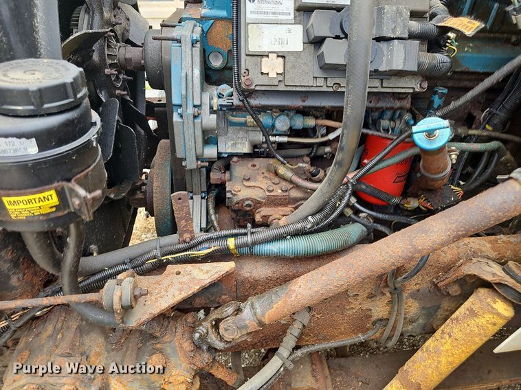 image for item DP0958 2000 International 4700 dump truck