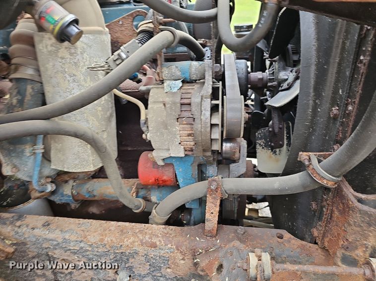 image for item DP0958 2000 International 4700 dump truck