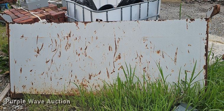 image for item DP0958 2000 International 4700 dump truck