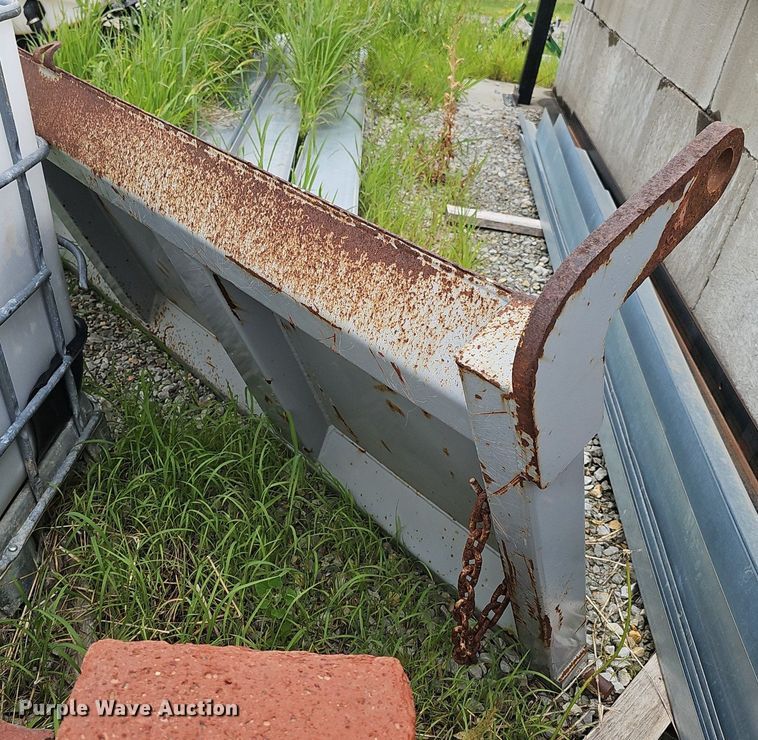 image for item DP0958 2000 International 4700 dump truck