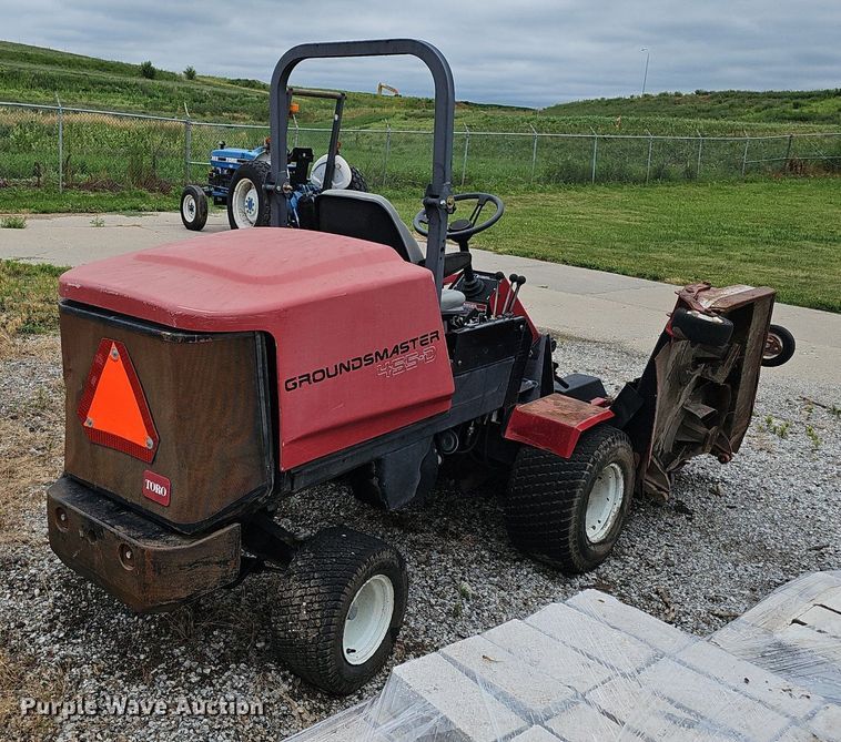 image for item DP0961 Toro Groundsmaster 455-D lawn mower