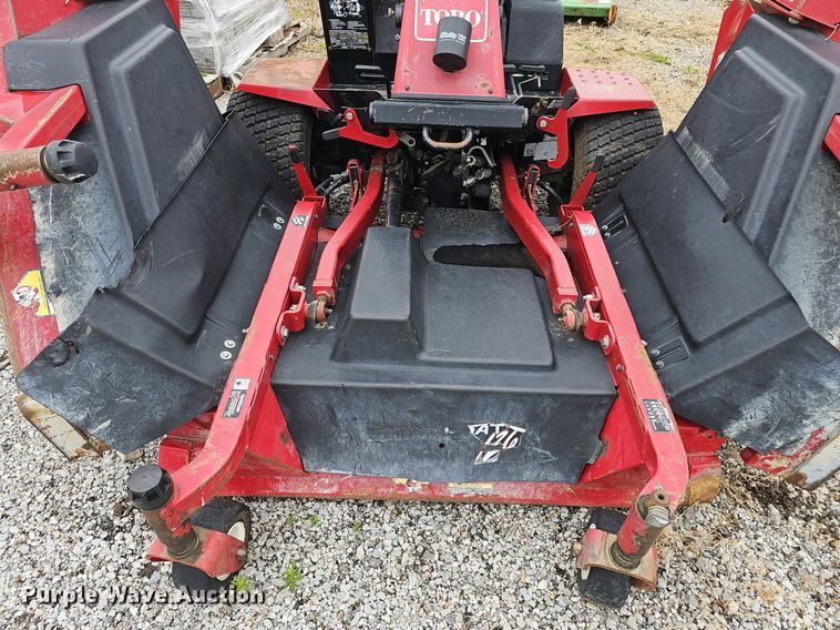 image for item DP0961 Toro Groundsmaster 455-D lawn mower