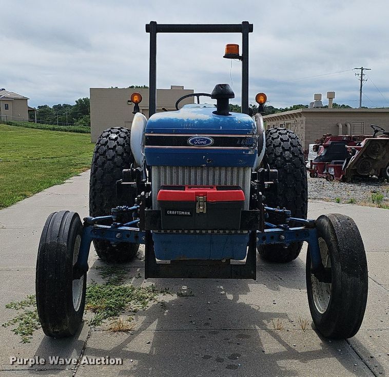 image for item DP0962 Ford 2910 Series II tractor