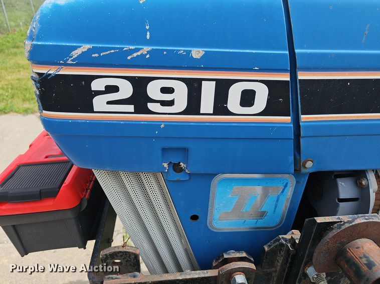 image for item DP0962 Ford 2910 Series II tractor