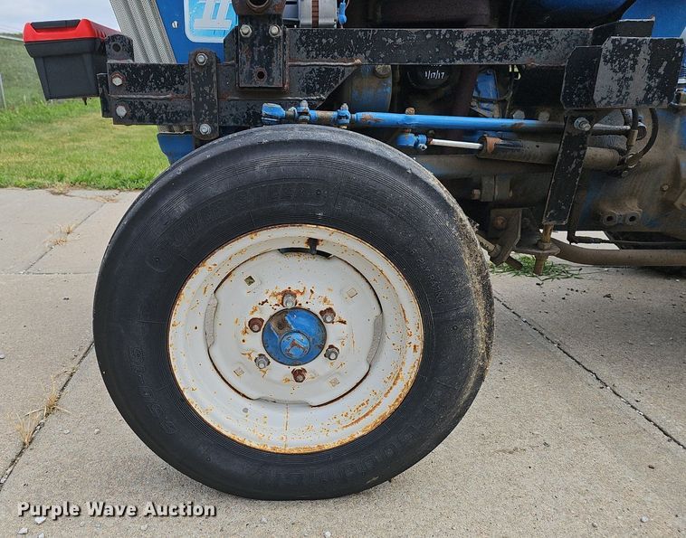 image for item DP0962 Ford 2910 Series II tractor