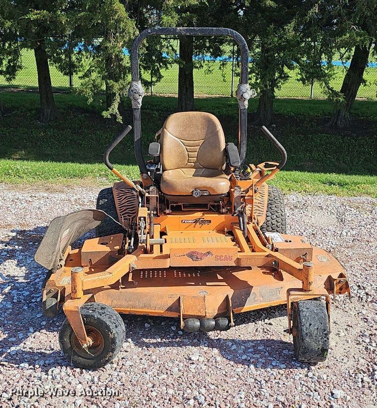 image for item DP0967 Scag Turf Tiger STT-31EFI-SS ZTR lawn mower
