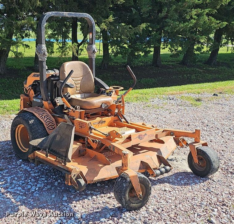 image for item DP0967 Scag Turf Tiger STT-31EFI-SS ZTR lawn mower