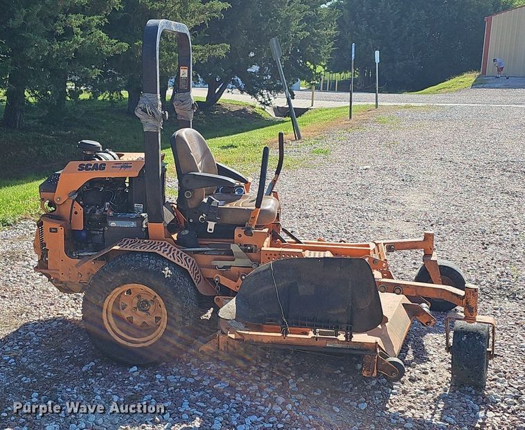 image for item DP0967 Scag Turf Tiger STT-31EFI-SS ZTR lawn mower