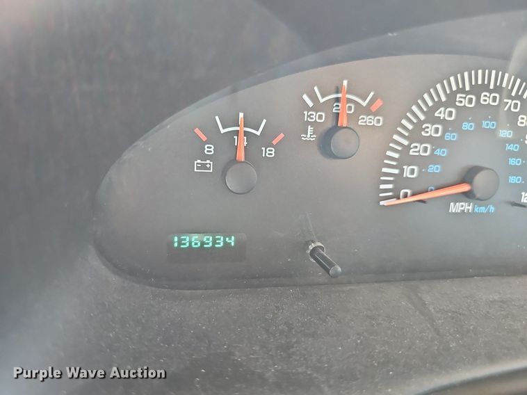 image for item DP0968 2000 Dodge Ram 2500 van