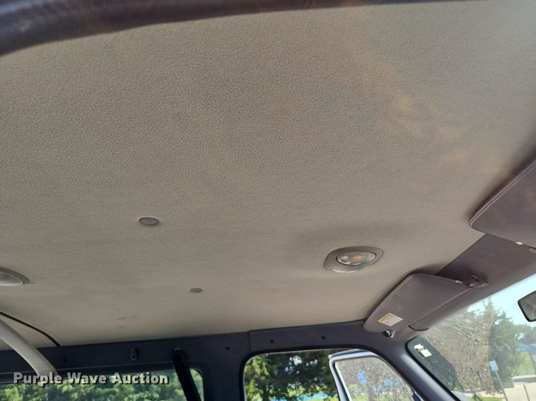 image for item DP0968 2000 Dodge Ram 2500 van