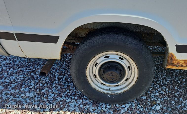 image for item DP0968 2000 Dodge Ram 2500 van