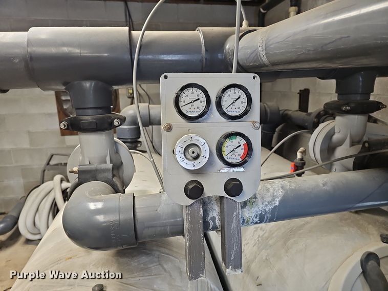 image for item DP1002 Pool equipment