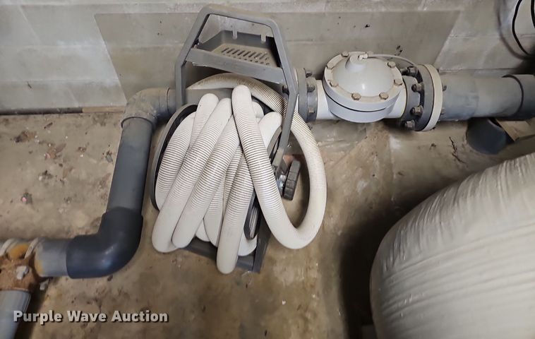 image for item DP1002 Pool equipment