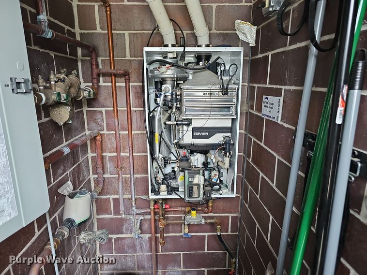 image for item DP1002 Pool equipment