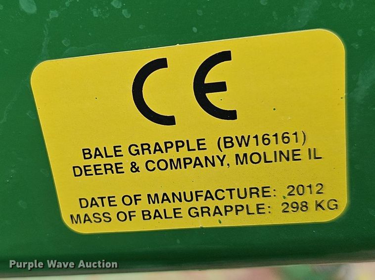 image for item DP1005 John Deere bale accumulator grapple