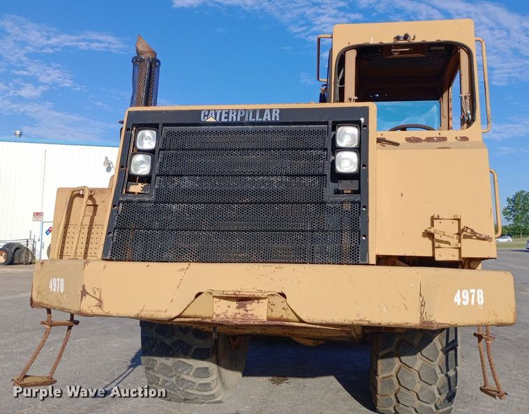 image for item DP1043 1997 Caterpillar 615C Series II elevating scraper