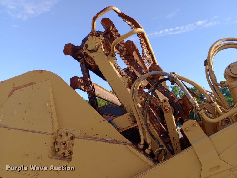 image for item DP1043 1997 Caterpillar 615C Series II elevating scraper