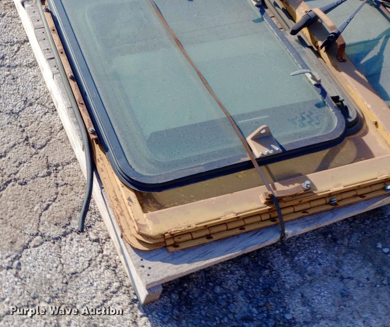 image for item DP1043 1997 Caterpillar 615C Series II elevating scraper