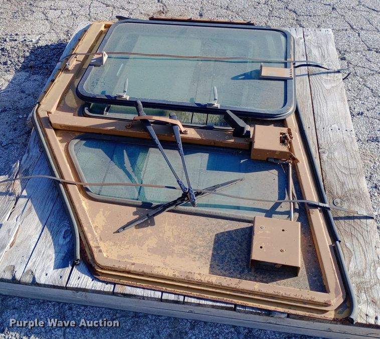 image for item DP1043 1997 Caterpillar 615C Series II elevating scraper