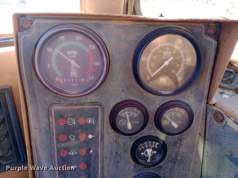 image for item DP1043 1997 Caterpillar 615C Series II elevating scraper