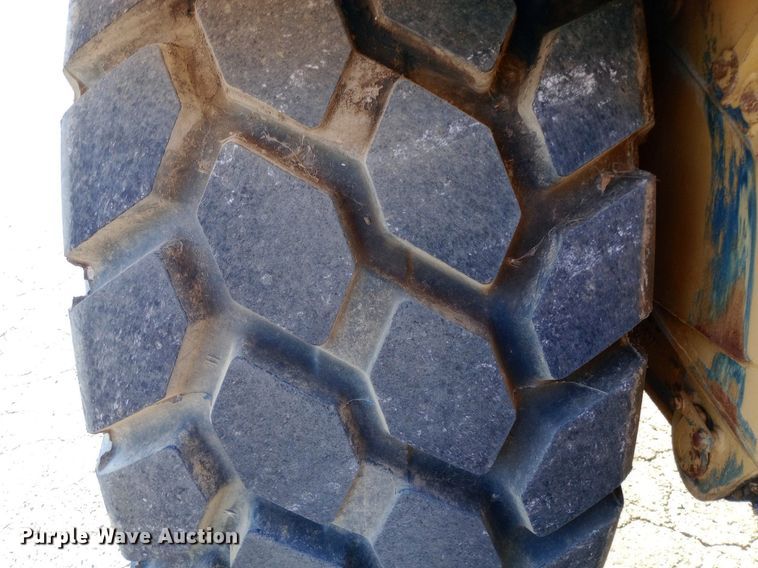 image for item DP1043 1997 Caterpillar 615C Series II elevating scraper