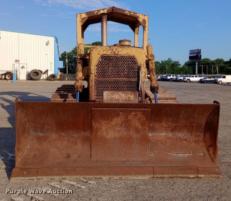 image for item DP1050 1965 Caterpillar D6C dozer