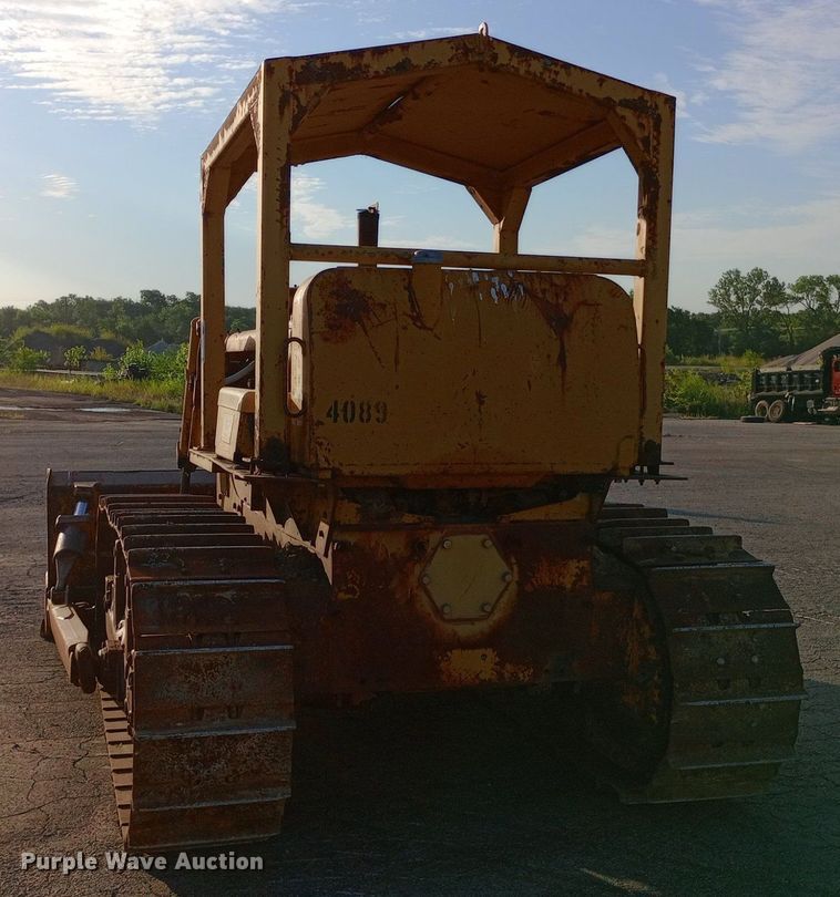 image for item DP1050 1965 Caterpillar D6C dozer