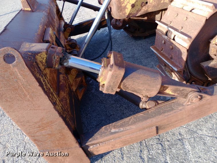 image for item DP1050 1965 Caterpillar D6C dozer
