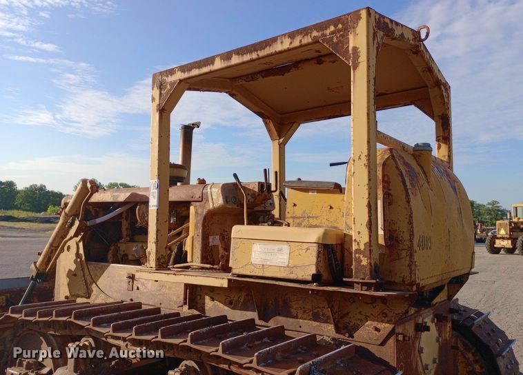 image for item DP1050 1965 Caterpillar D6C dozer