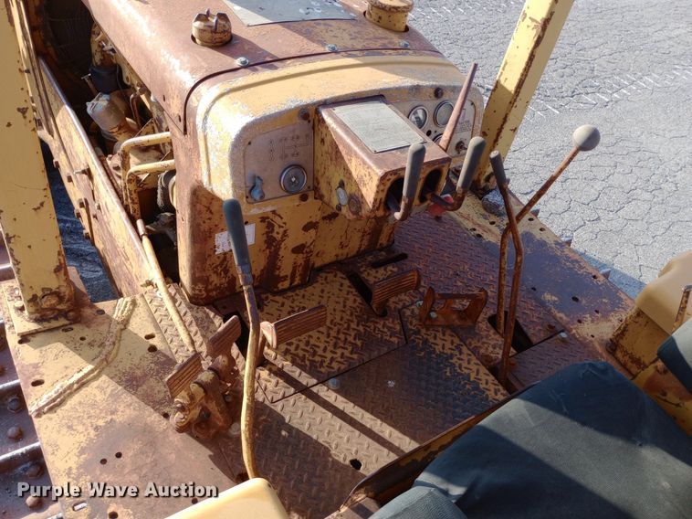 image for item DP1050 1965 Caterpillar D6C dozer