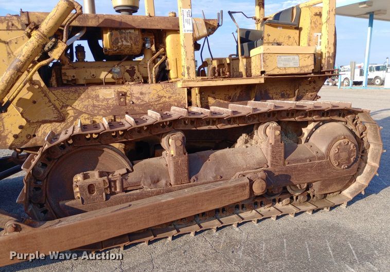 image for item DP1050 1965 Caterpillar D6C dozer