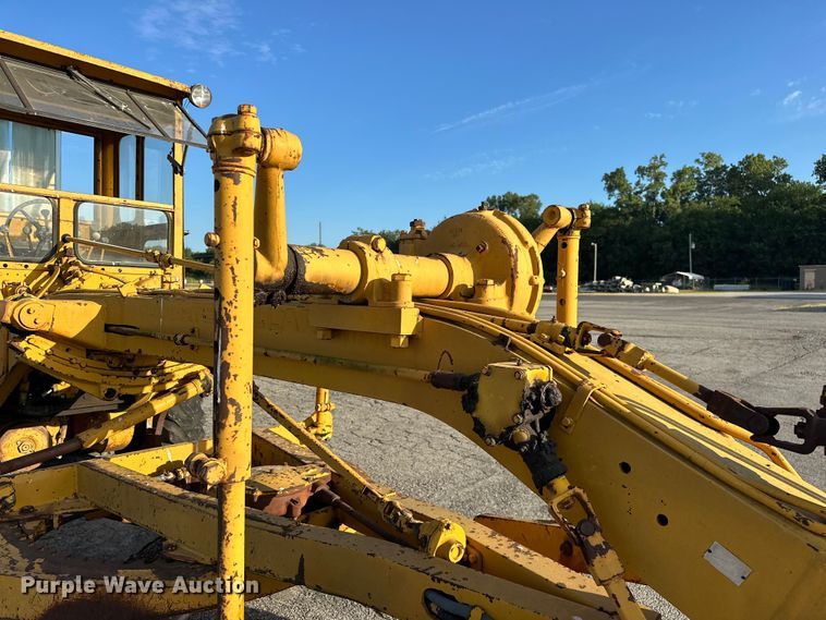image for item DP1051 1972 Caterpillar 120 motor grader