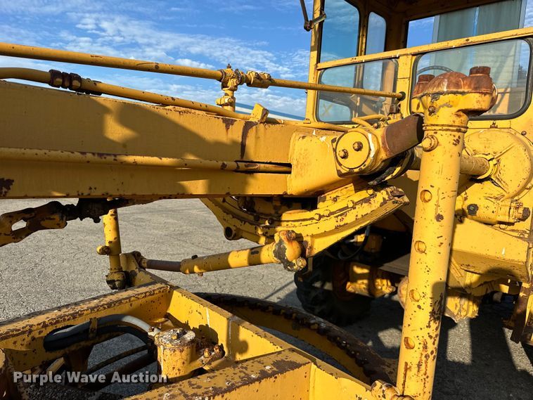 image for item DP1051 1972 Caterpillar 120 motor grader