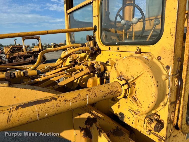 image for item DP1051 1972 Caterpillar 120 motor grader