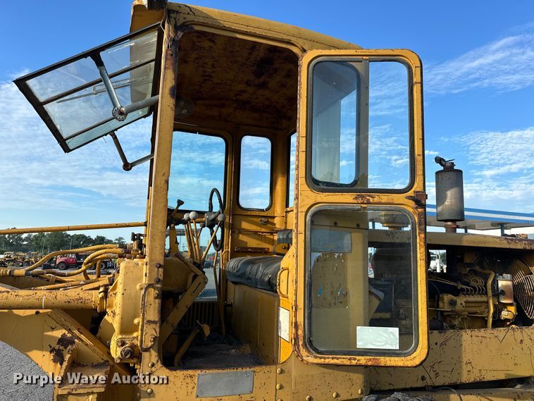 image for item DP1051 1972 Caterpillar 120 motor grader