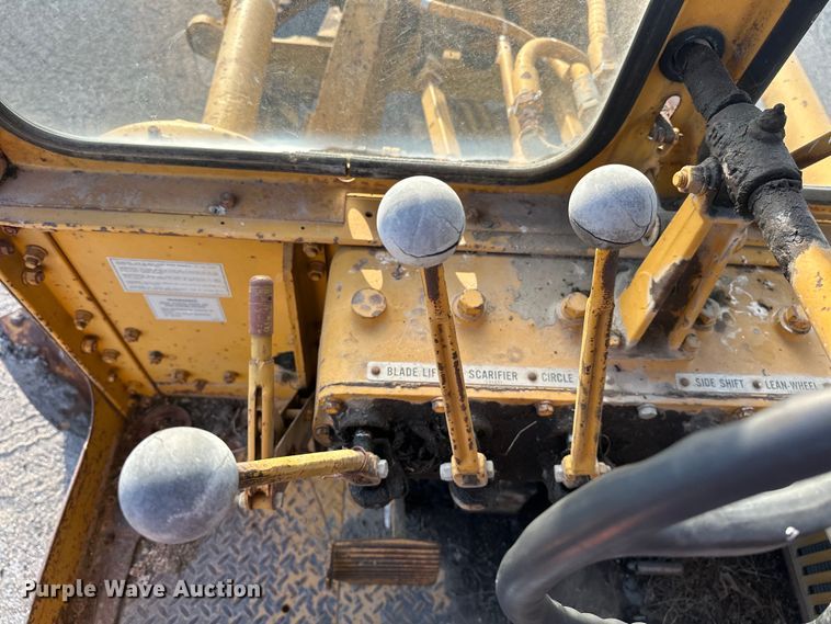 image for item DP1051 1972 Caterpillar 120 motor grader