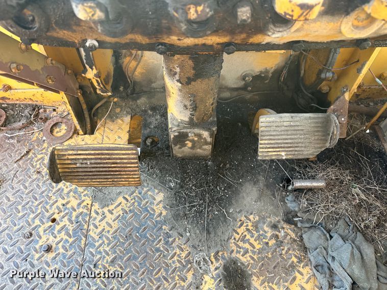 image for item DP1051 1972 Caterpillar 120 motor grader