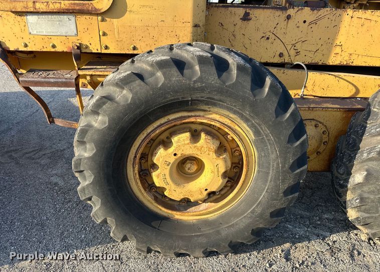 image for item DP1051 1972 Caterpillar 120 motor grader