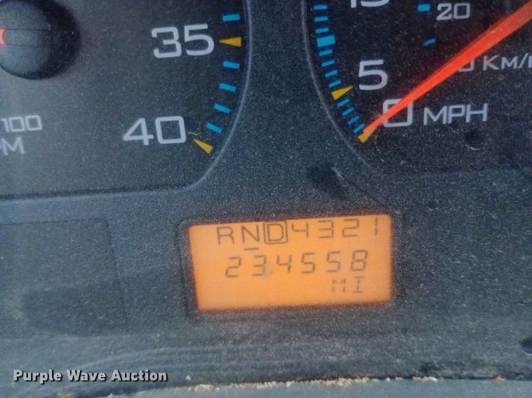 image for item DP1056 2007 International 7400 dump truck