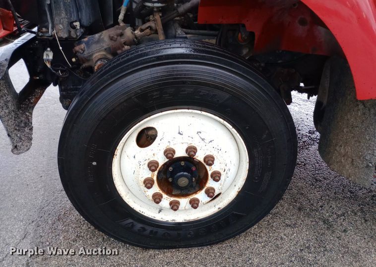 image for item DP1056 2007 International 7400 dump truck